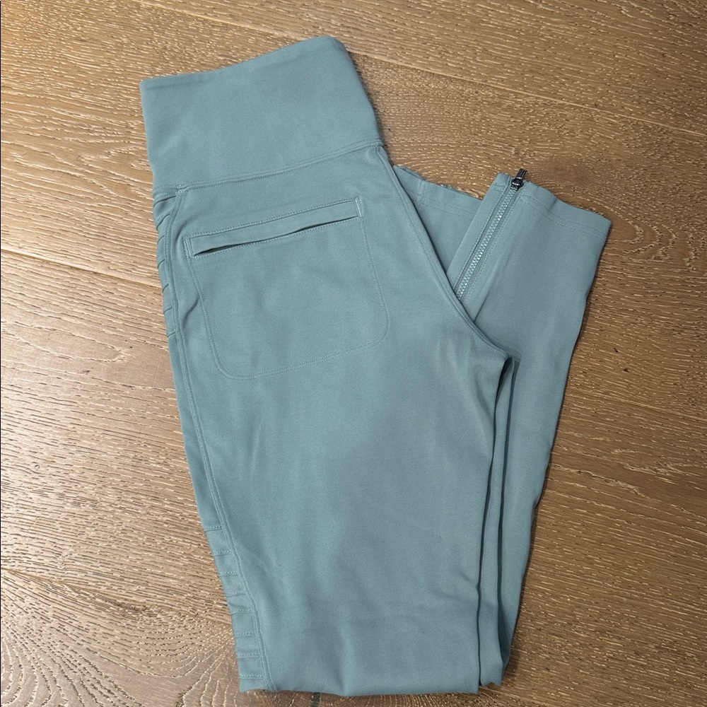 Athleta Delancey Moto Tight Leggings Size M High Rise Zip Ankle - Picture 6 of 6
